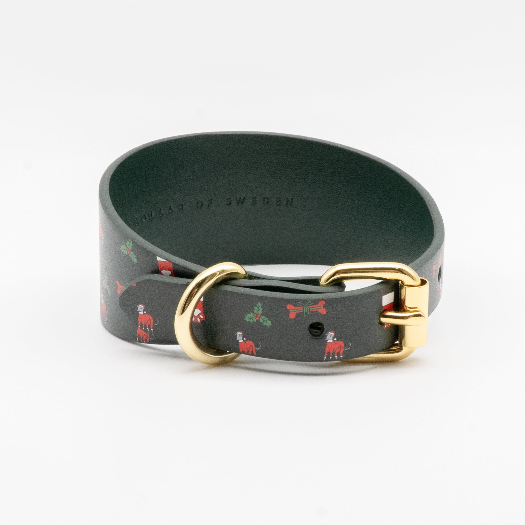 santapaws-dog-collar-medium-wide-buckle.jpg